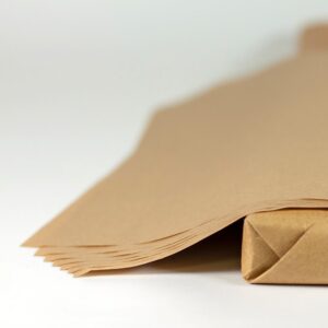 GREASEPROOF PAPER WRAP/ROLL/BURGER WRAP KRAFT 200X330MM (1/4 CUT – 1600 SHEETS)